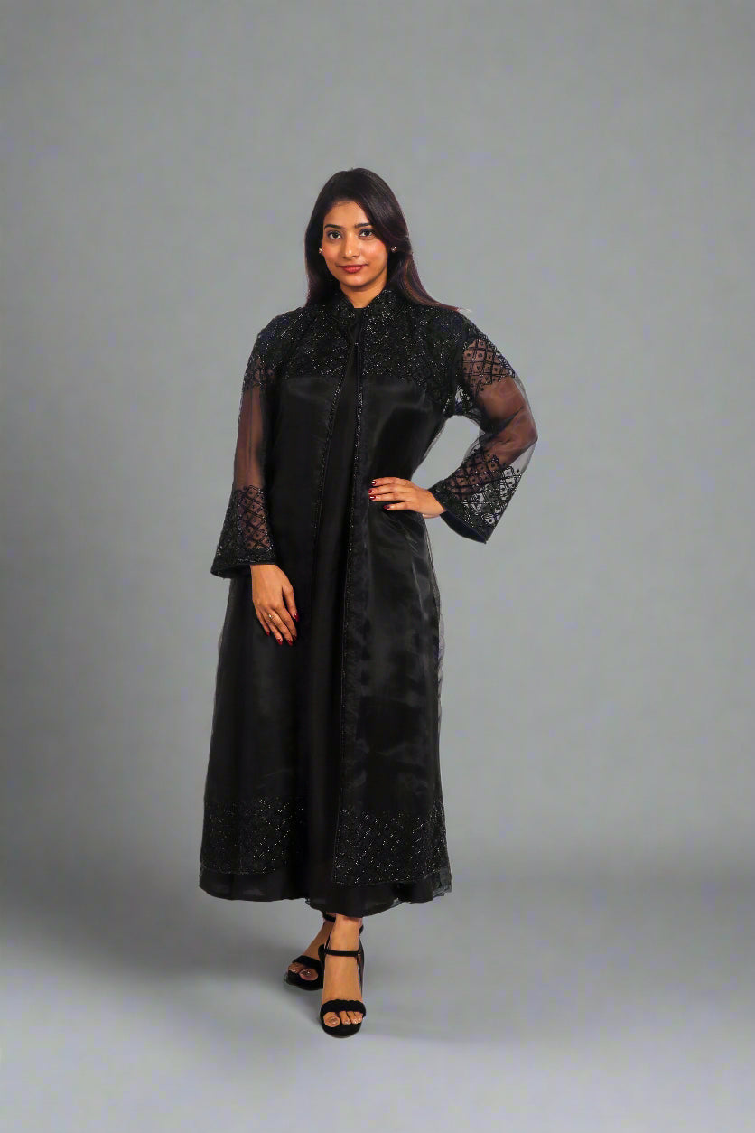 MIDNIGHT MIRAGE BLACK CAPE SET