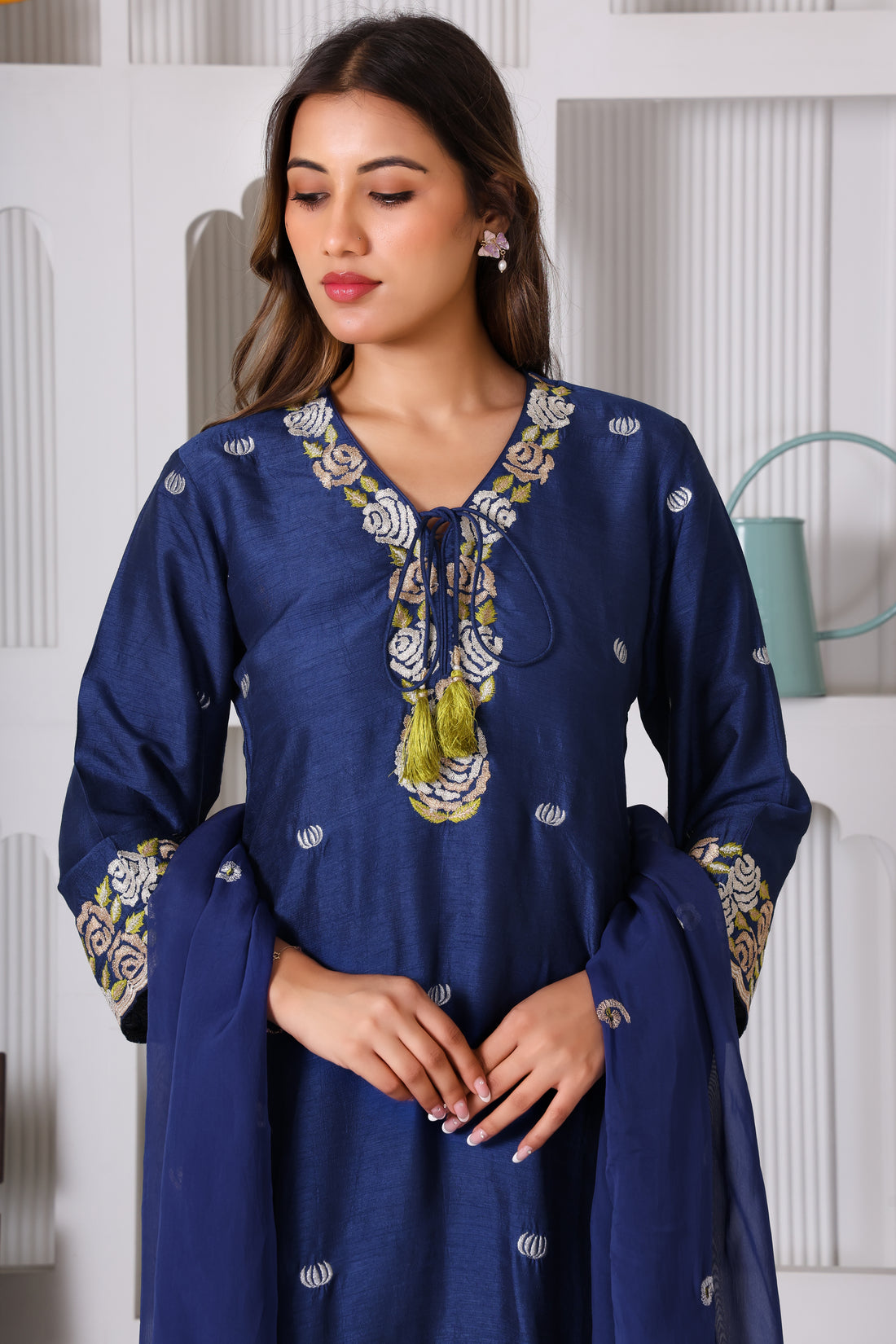 ROYAL BLUE EMBRIODED KURT SET